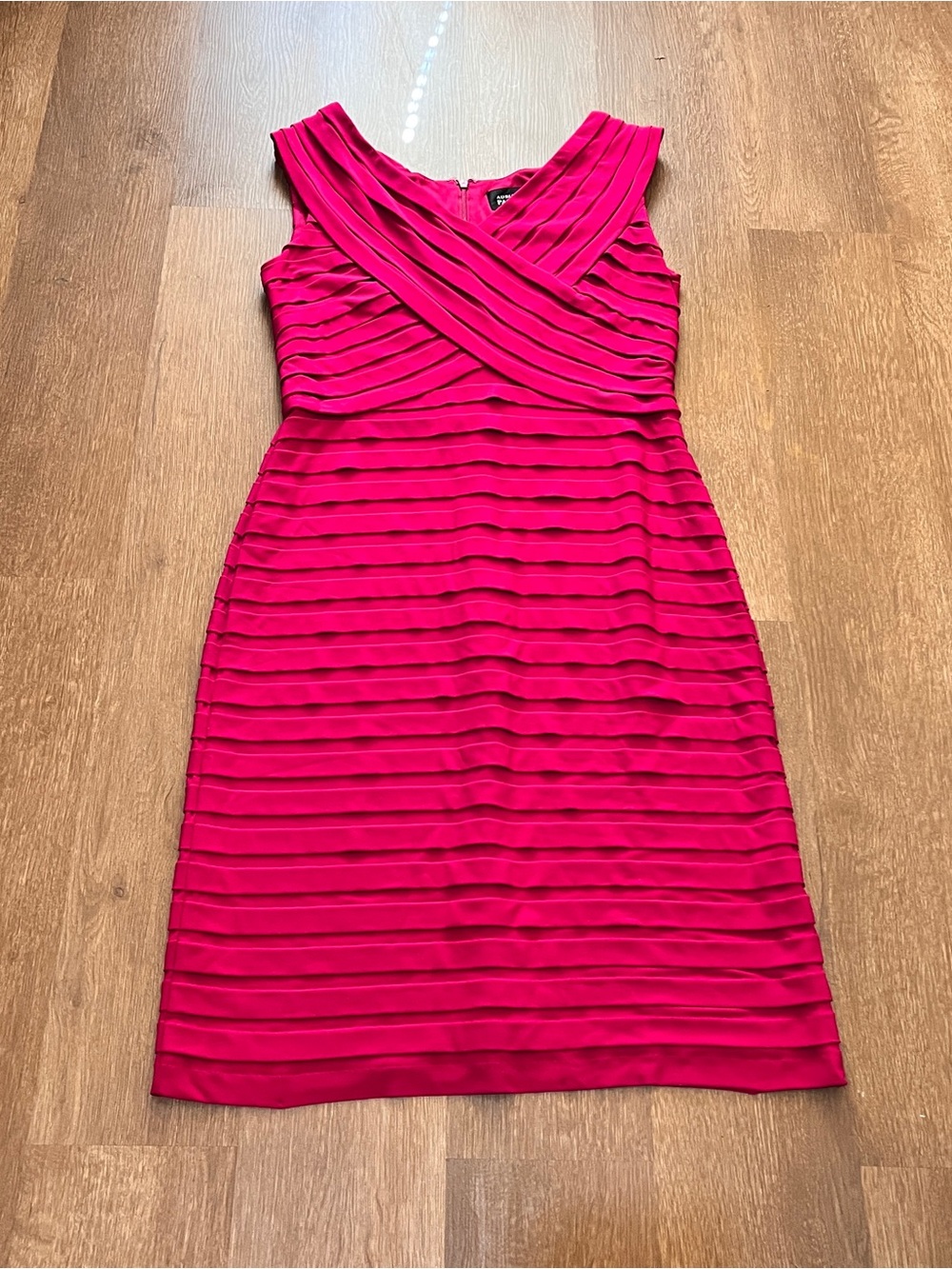 Adrianna Papell Fuchsia Pintuck Sheath Bandage Cocktail Dress | Size 12
